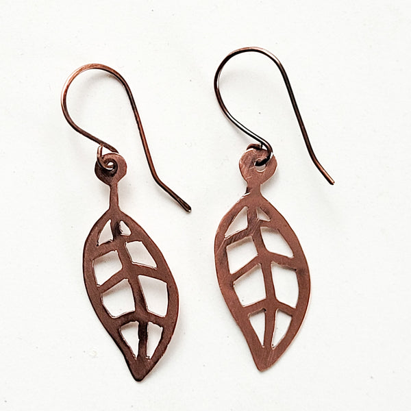 Minimalist Leaf Copper Earrings, Earrings for Nature lovers and gardeners,  Handcrafted,  Patinated, Every Day Wear, Gift for Her